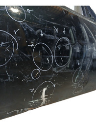 PORTA DIANTEIRA DIREITA FIESTA 96/02 COURIER 96/13 C/DETALHE