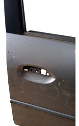 PORTA DIANTEIRA DIREITA LOGAN 2008 A 2012 COM DETALHE