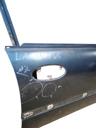 PORTA DIANTEIRA DIREITA RENAULT LAGUNA 1995 (COM DETALHE)