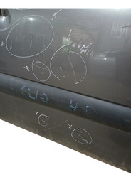 PORTA DIANTEIRA DIREITA RENAULT CLIO 2002/2005 COM DETALHE