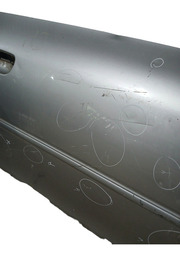 PORTA DIANTEIRA DIREITA AUDI A3 1998 A 2002 COM DETALHE