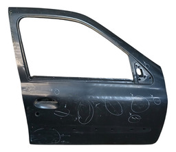 PORTA DIANTEIRA DIREITA CLIO SEDAN 2005 A 2007 COM DETALHE