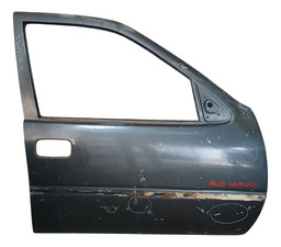 PORTA DIANTEIRA DIREITA GM VECTRA 1993 A 1995 COM DETALHE