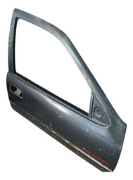 PORTA DIANTEIRA DIREITA GM VECTRA 1993 A 1995 COM DETALHE
