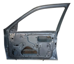 PORTA DIANTEIRA DIREITA GM VECTRA 1993 A 1995 COM DETALHE