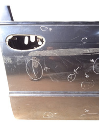 PORTA DIANTEIRA DIREITA CHRYSLER 98/04 (COM DETALHE)