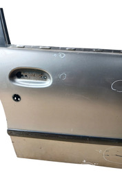 PORTA DIANTEIRA DIREITA PALIO/SIENA 94/04 (COM DETALHE)