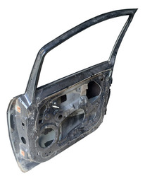 PORTA DIANTEIRA DIREITA FIAT LINEA 09/16 (COM DETALHE)