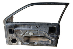 PORTA DIANTEIRA DIREITA FIESTA 96/02 (COM DETALHE)