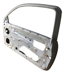 PORTA DIANTEIRA DIREITA CORSA 96/01 (COM DETALHE)