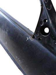 PORTA DIANTEIRA DIREITA GM CORSA 2006 A 2007 COM DETALHE