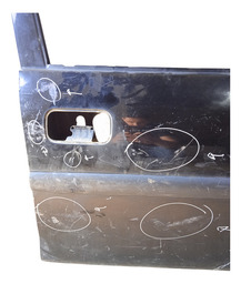 PORTA DIANTEIRA DIREITA CORSA 05/10 (COM DETALHE)