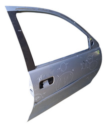 PORTA DIANTEIRA DIREITA CORSA CLASSIC 06/09 (COM DETALHE)