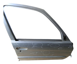 PORTA DIANTEIRA DIREITA XSARA PICASSO 01/08 COM DETALHE