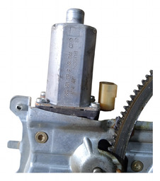 MÁQUINA DE VIDRO PORTA DIANTEIRA DIREITA ZAFIRA/ASTRA 01/12