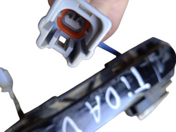 MAÇANETA EXTERNO PORTA DIANTEIRA DIREITA TIIDA 2008