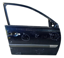 PORTA DIANTEIRA DIREITA MEGANE 2.0 Q6V 07/12 COM DETALHE