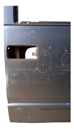 PORTA DIANTEIRA DIREITA SILVERADO 97/02 (COM DETALHE)