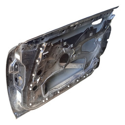 PORTA DIANTEIRA DIREITA AUDI A3 07/12 (COM DETALHE)