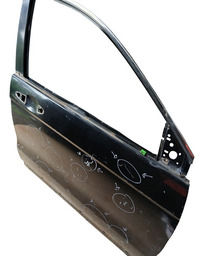 PORTA DIANTEIRA DIREITA CRV 2008 A 2010 COM DETALHE