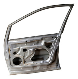 PORTA DIANTEIRA DIREITA CLASSE A A160 99/05 COM DETALHE
