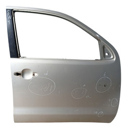 Porta Dianteira Direita Hilux 05/15 Com Detalhe