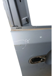 PORTA DIANTEIRA DIREITA RENEGADE 2015 A 2021 COM DETALHE