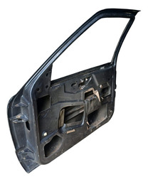 PORTA DIANTEIRA DIREITA S10/BLAZER 1999 A 2011 