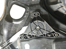 MÁQUINA DE VIDRO PORTA DIANTEIRA DIREITA RENEGADE 2015/2022