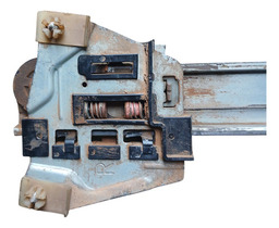 MAÇANETA INTERNA PORTA DIANTEIRA DIREITA PAJERO FULL 08/15