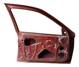 PORTA DIANTEIRA ESQUERDA VECTRA 1997 1999 A 2005