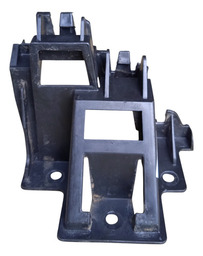 Guia Direito Do Parachoque Traseiro Jetta 2011/2017