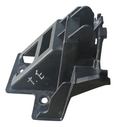 GUIA ESQUERDO DO PARACHOQUE TRASEIRO JETTA 2011/2017