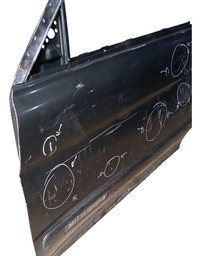 PORTA DIANTEIRA ESQUERDA PAJERO SPORT 99/05 COM DETALHE