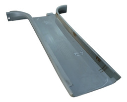 ACABAMENTO INFERIOR DA COLUNA DIREITA L200 TRITON 12/15