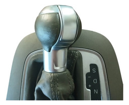 MANOPLA MOLDURA COIFA CÂMBIO AUDI Q3 2014/2016