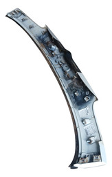 MOLDURA APLIQUE TAMPA TRASEIRA COMPASS 17/22 DETALHE