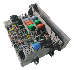 CAIXA DE FUSIVEL BMW 320I 05/11