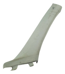 ACABAMENTO COLUNA PARABRISA LADO DIREITO BMW 320I