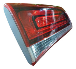 LANTERNA DA TAMPA LADO ESQUERDO HB20 16/18