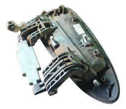 MAÇANETA TRASEIRA DIREITA LINEA 09/14