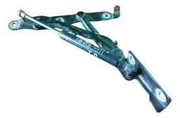 DOBRADIÇA TRASEIRA LADO DIREITO LINEA 09/14