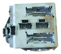 CAIXA DE FUSÍVEL LINEA/PUNTO 09/14