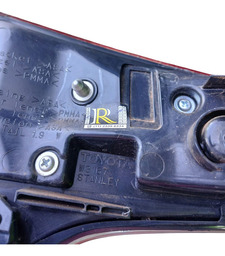 LANTERNA DIREITA DA TAMPA TRASEIRA HILUX SW4 2017 A 2021