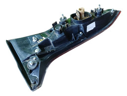 LANTERNA DIREITA DA TAMPA TRASEIRA HILUX SW4 2017 A 2021