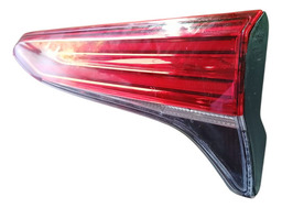 LANTERNA DIREITA DA TAMPA TRASEIRA HILUX SW4 2017 A 2021