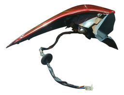 LANTERNA DIREITA CANTO HILUX SW4 17/21 QUEBRADA