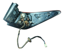 LANTERNA ESQUERDA CANTO HILUX SW4 17/21