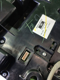 LUZ DE TETO CORTESIA/PORTA OCULOS HILUX SW4 17/21