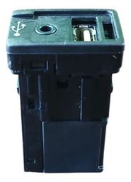 ENTRADA USB HILUX SW4 SRX 4X4 2.8 17/21